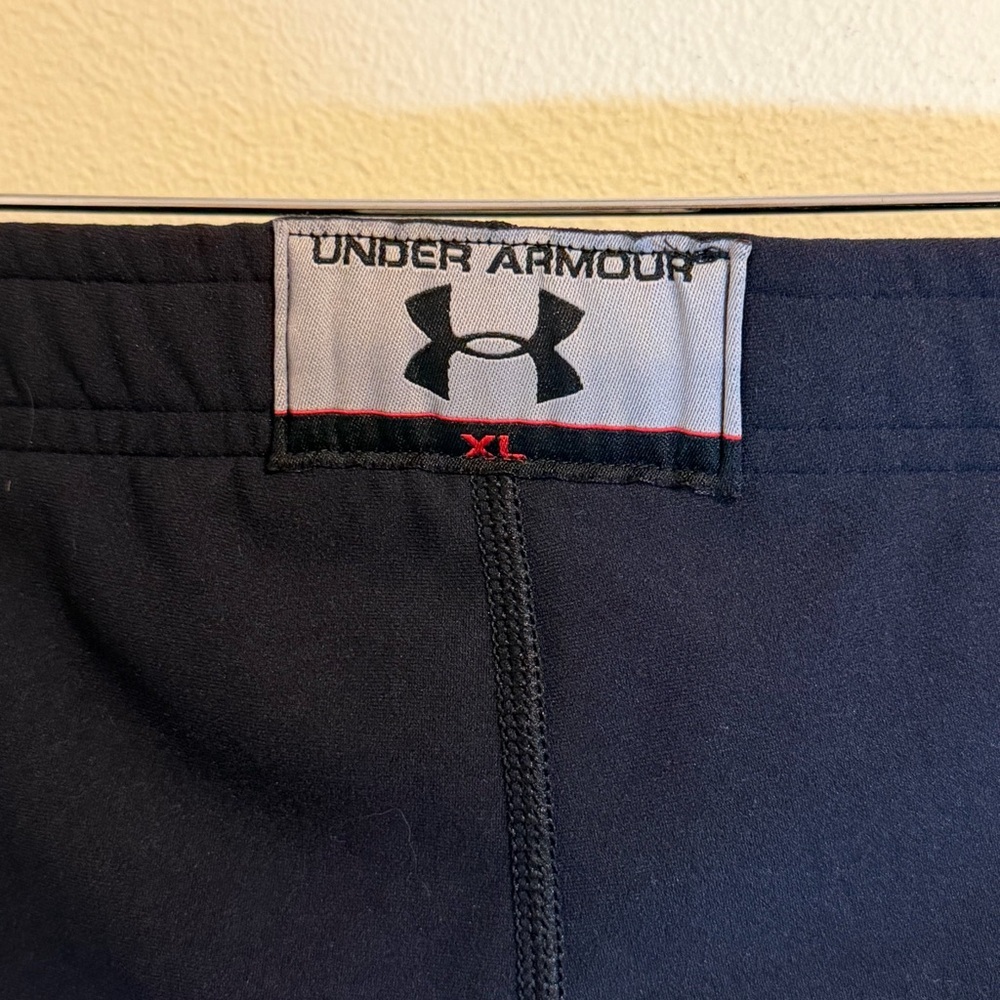 Under Armour Youth XL Black Compression Leggings Base Layer Athletic Pants - Picture 4 of 8